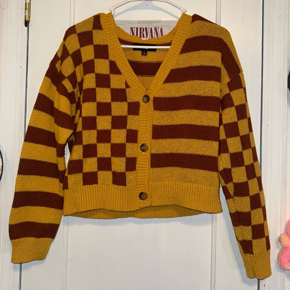Almost Famous Women's Checkered Burgundy and Yellow Cardigan